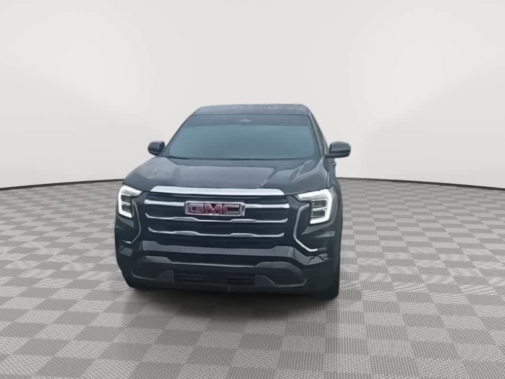 Used 2025 GMC Terrain Elevation AWD/4WD image 3