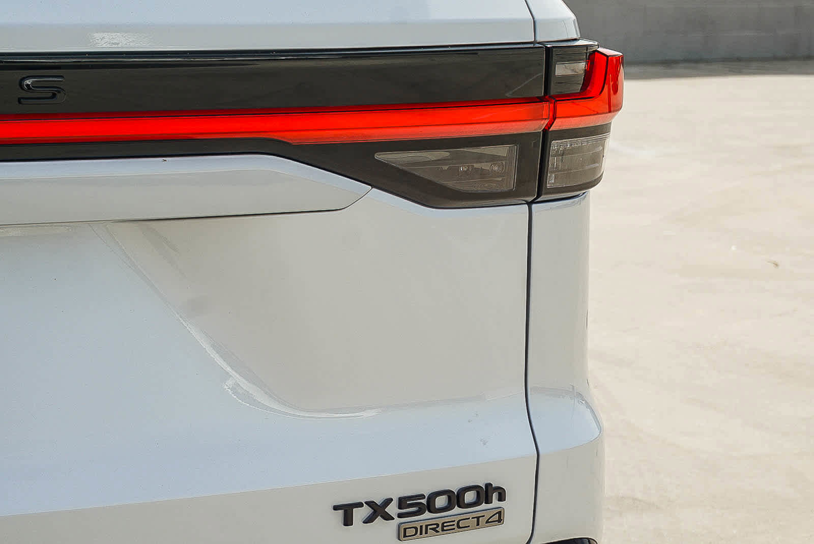 New 2026 Lexus TX 500h AWD image 9