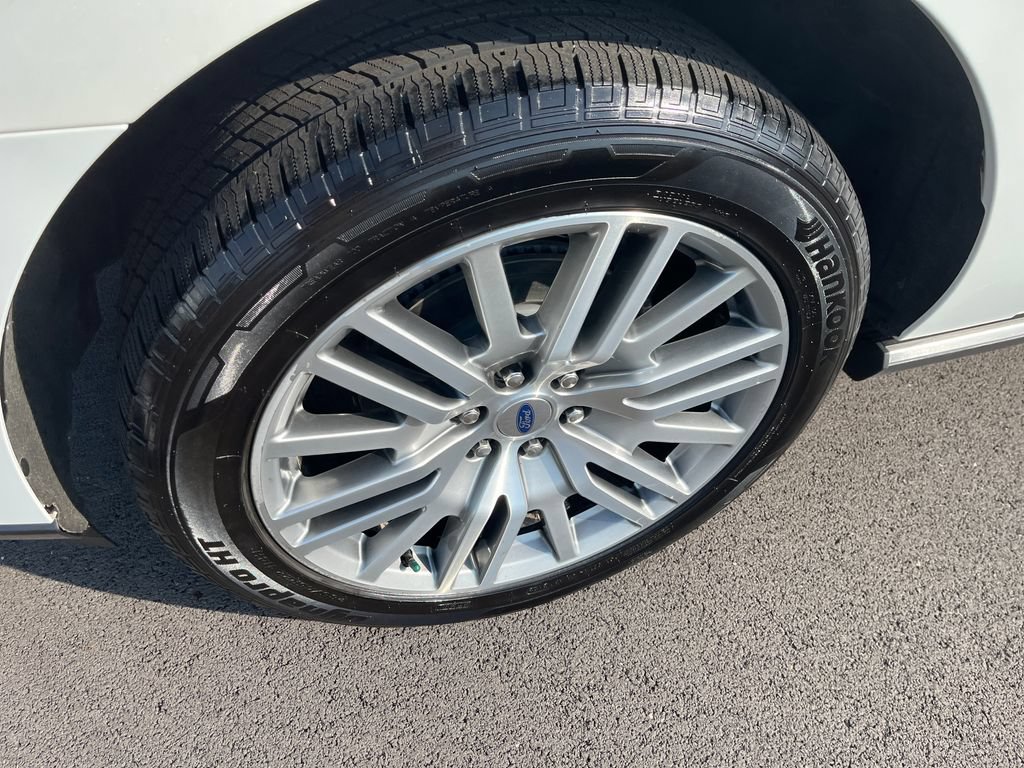 Used 2022 Ford Expedition Limited AWD/4WD image 9