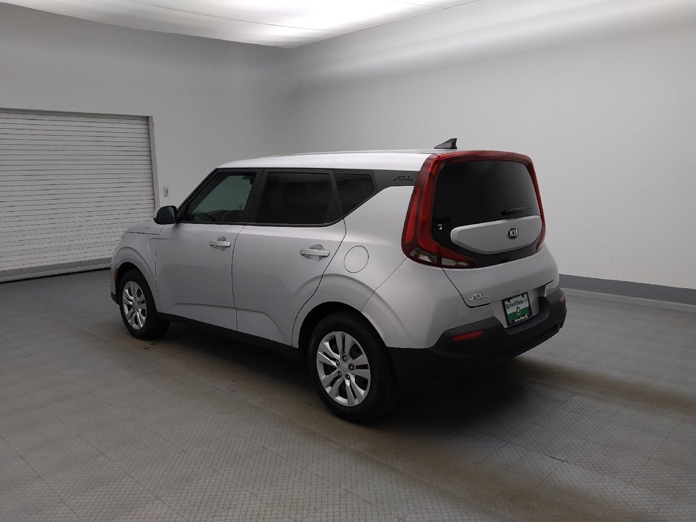 Used 2021 Kia Soul LX FWD image 3
