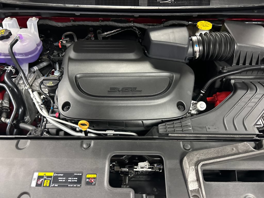 New 2027 Chrysler Pacifica Select FWD image 25