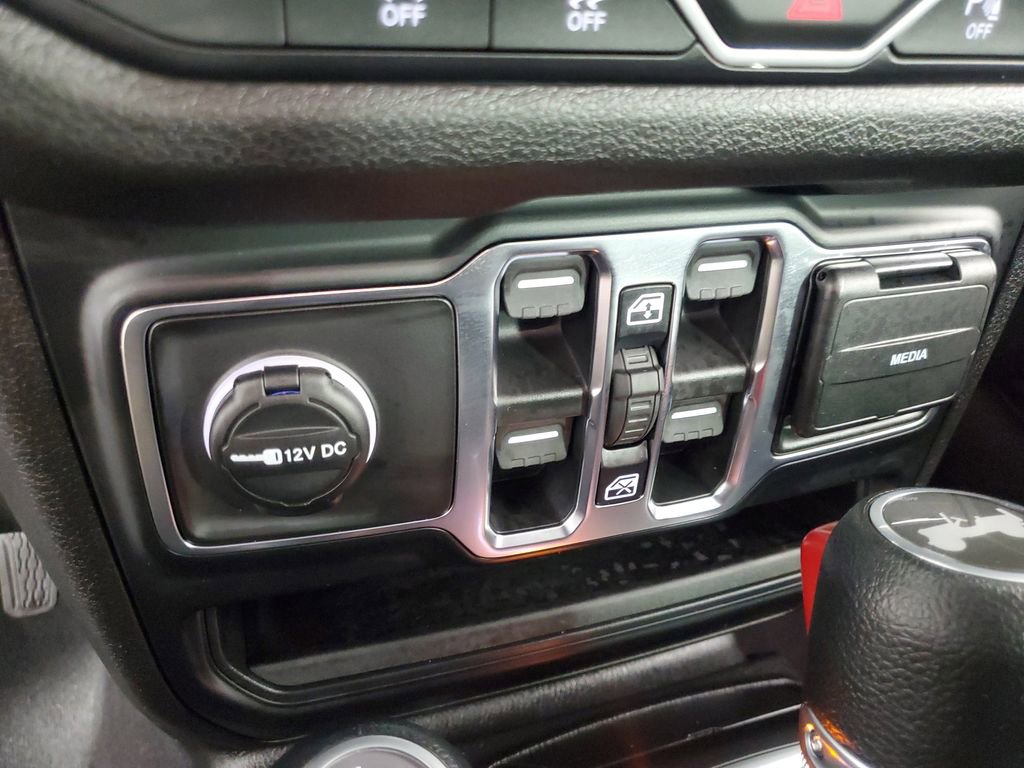 Used 2026 Jeep Wrangler Sport S image 18