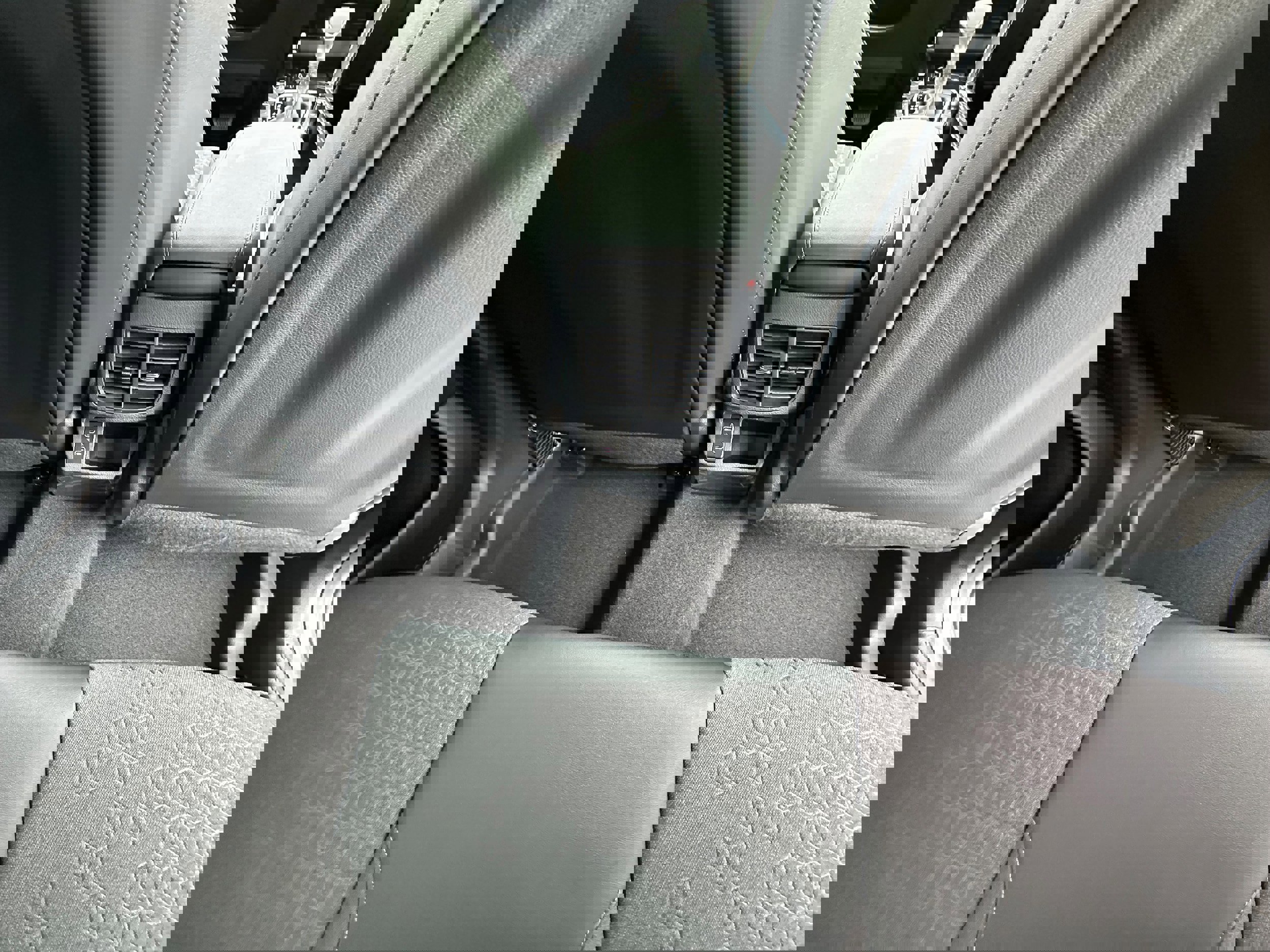 New 2026 Kia Seltos S image 17