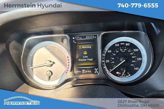 Used 2018 Nissan Titan SV AWD/4WD image 18