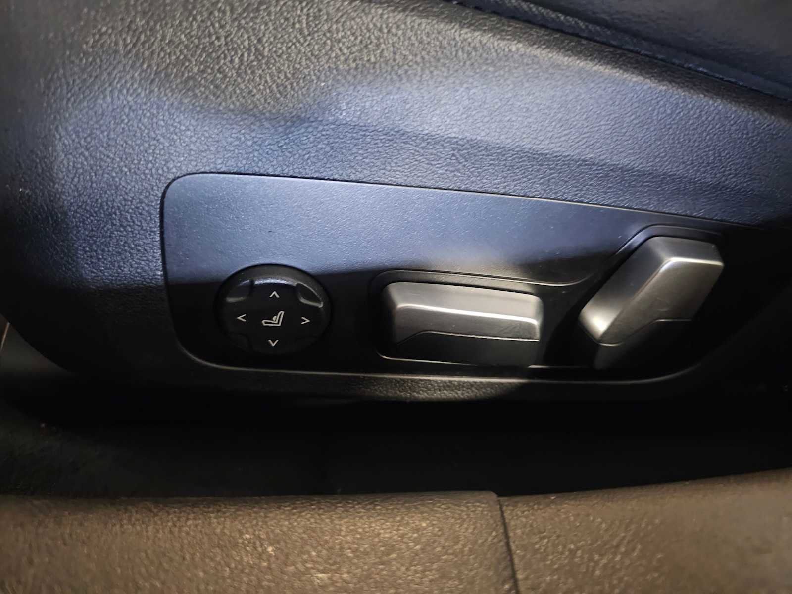 Used 2023 BMW i4 eDrive35 w/ Premium Package image 30