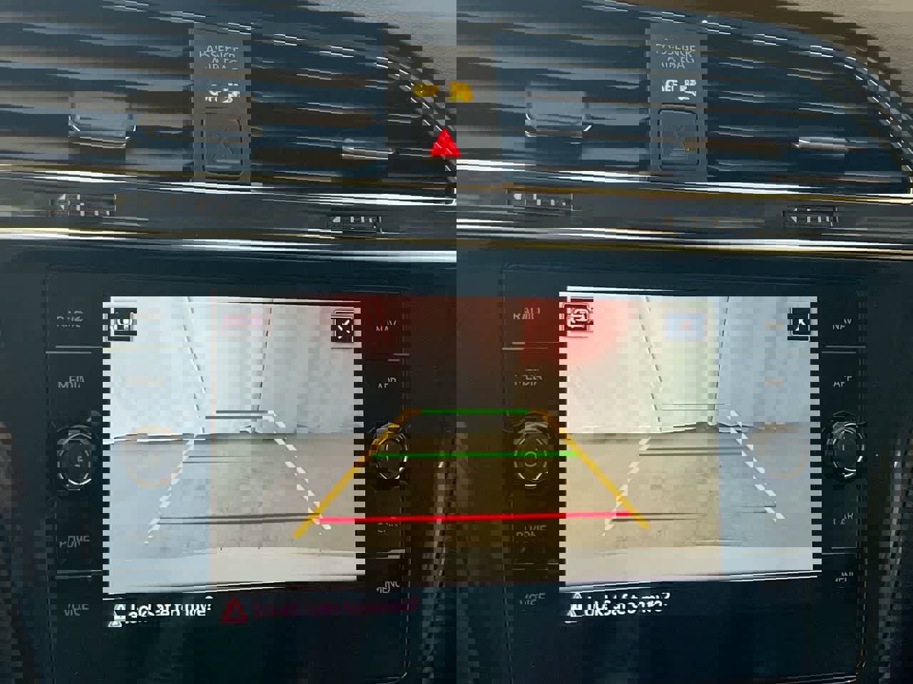 Used 2021 Volkswagen Tiguan SEL image 17