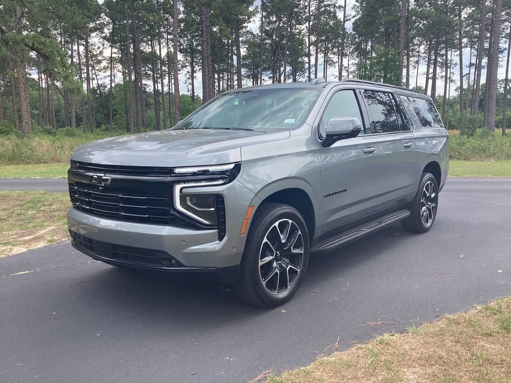 New 2026 Chevrolet Suburban RST w/ Comfort Package