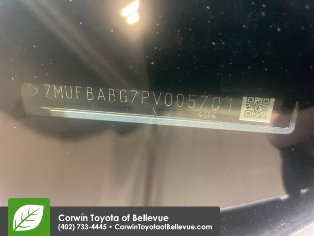 Certified 2023 Toyota Corolla Cross SE image 30