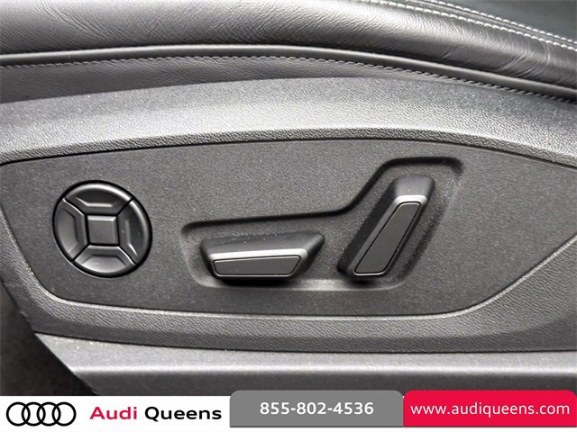Used 2024 Audi Q8 e-tron Premium Plus w/ Premium Plus Package image 22