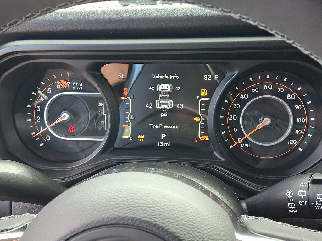 New 2027 Jeep Wrangler Unlimited Sahara AWD/4WD image 18