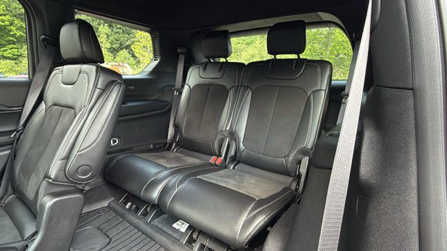 Certified 2025 Jeep Grand Cherokee L Altitude AWD/4WD image 29