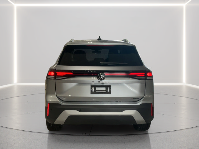 New 2026 Volkswagen Tiguan SE AWD/4WD image 4