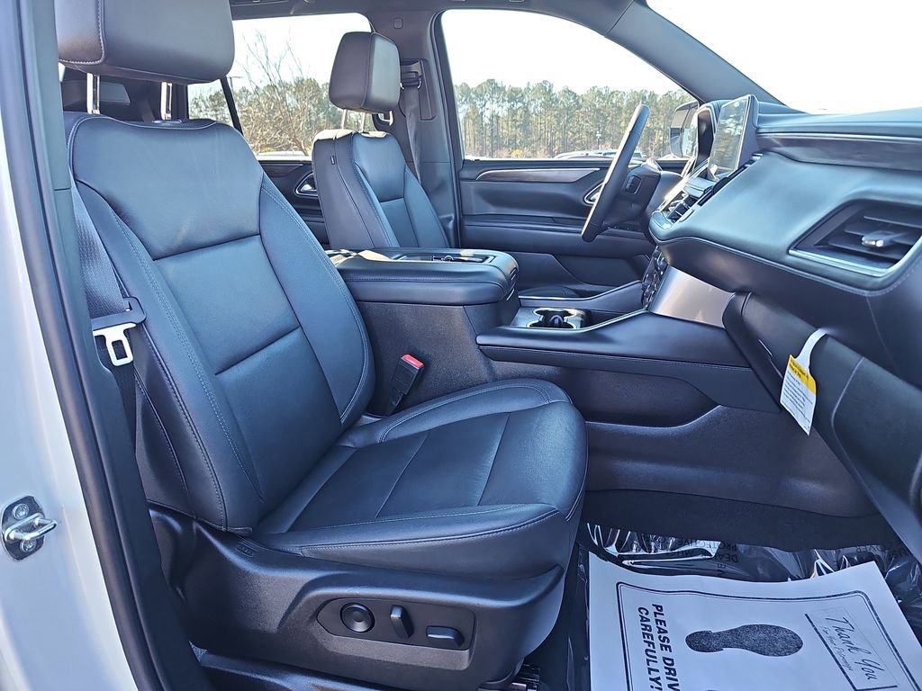 Used 2022 Chevrolet Tahoe LT w/ Luxury Package image 12