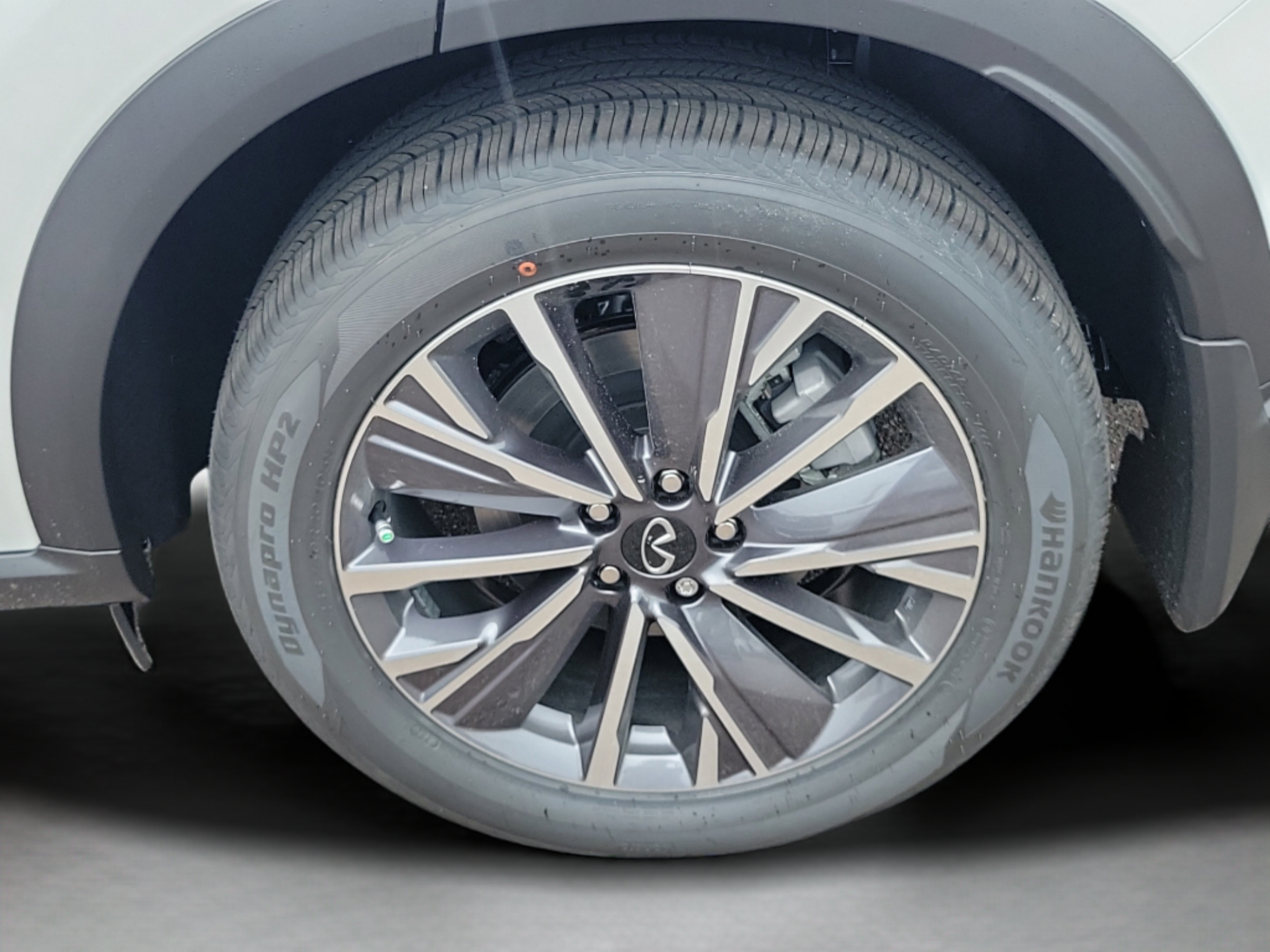 New 2027 INFINITI QX60 Luxe w/ Cargo Package FWD image 22