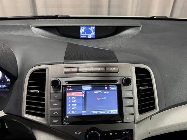 Used 2015 Toyota Venza LE AWD/4WD image 19