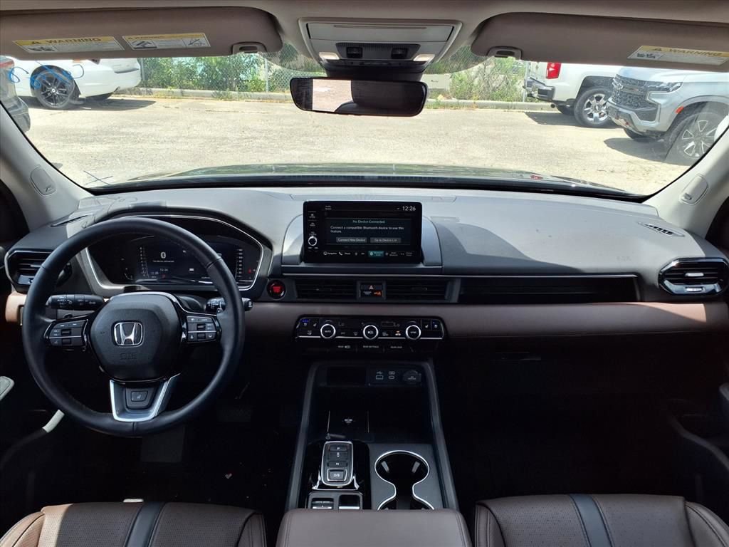 Used 2024 Honda Pilot Elite image 11
