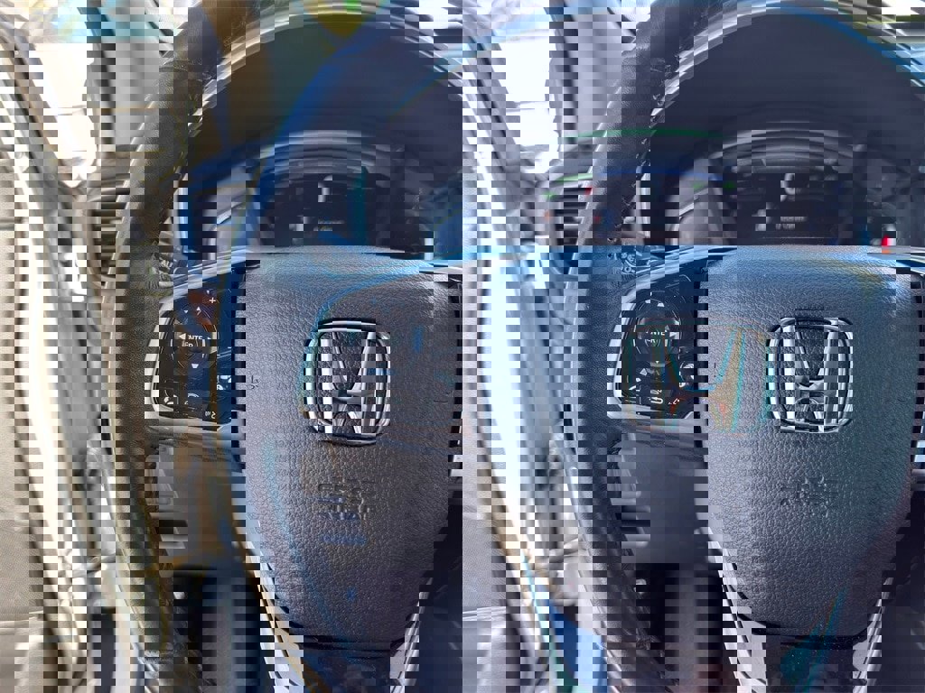 Used 2022 Honda CR-V Touring image 12