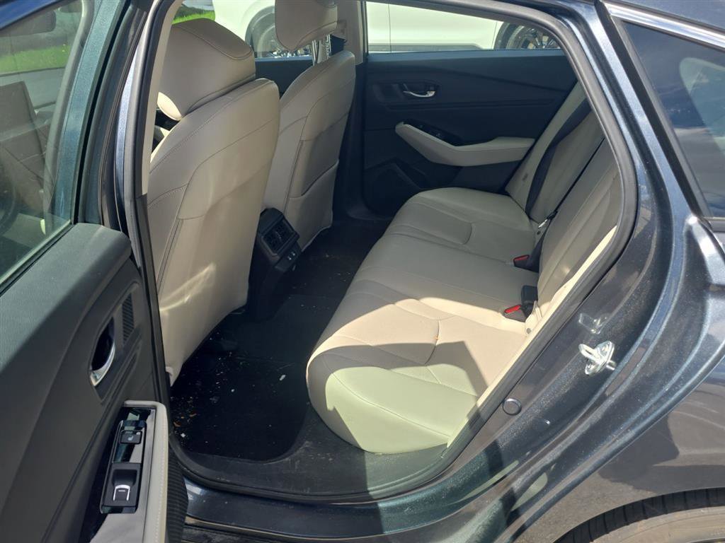 Used 2025 Honda Accord Touring image 12
