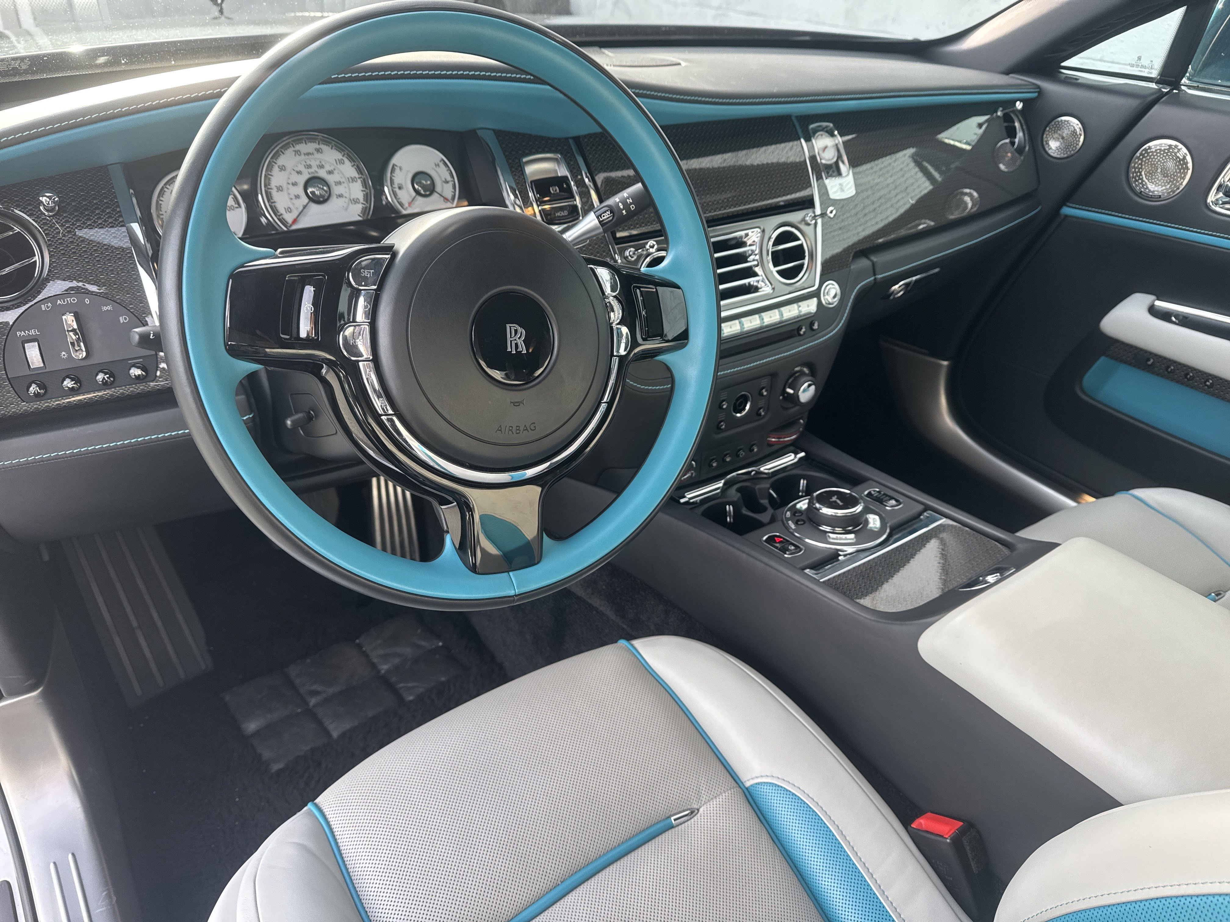 Used 2020 Rolls-Royce Wraith image 13