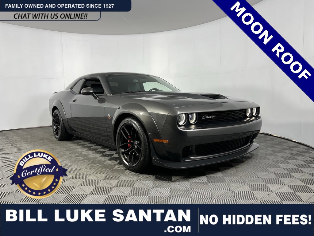 Used 2022 Dodge Challenger R/T Scat Pack image 1