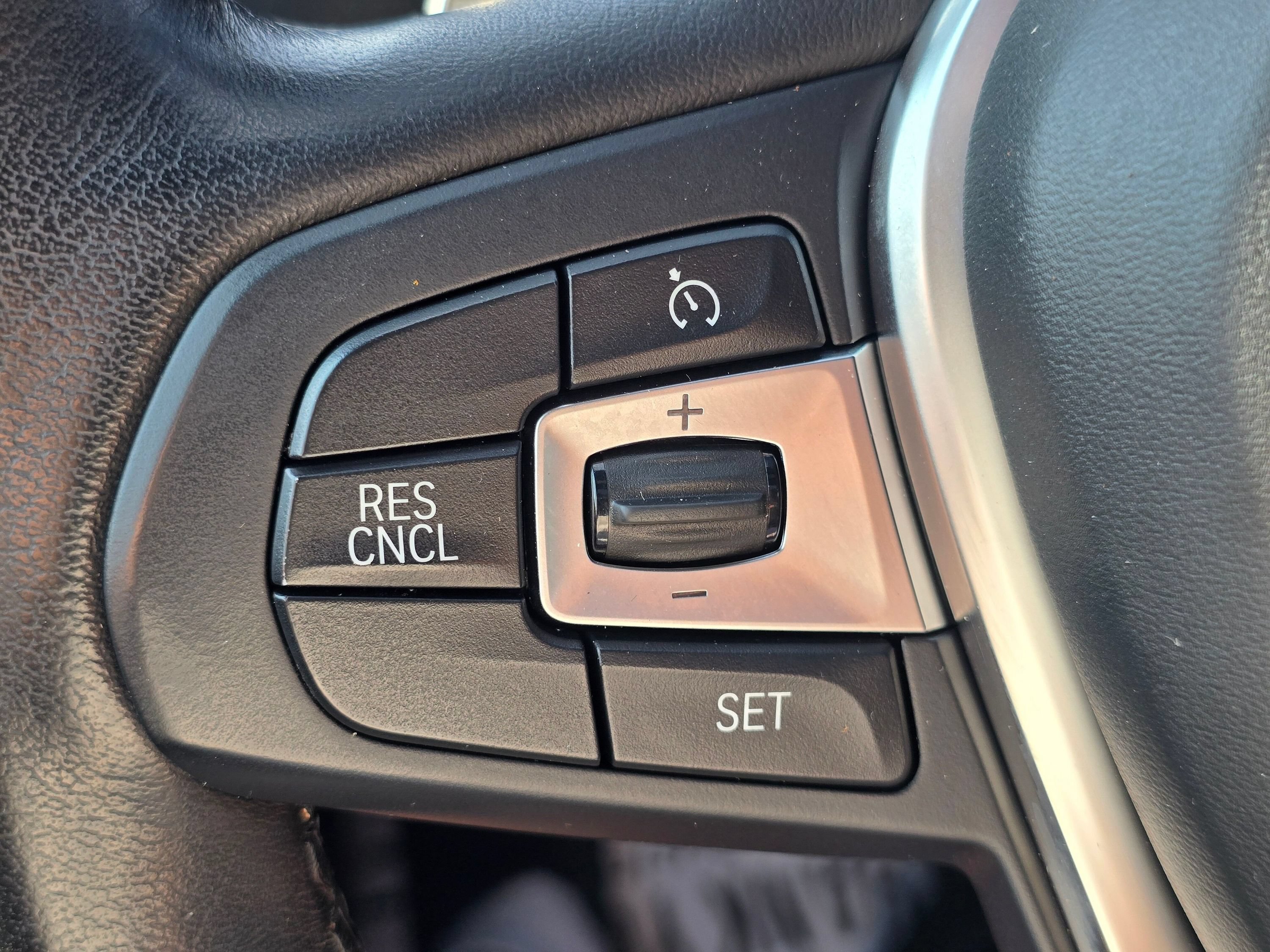 Used 2019 BMW X3 xDrive30i w/ Driving Assistance Package AWD/4WD image 43