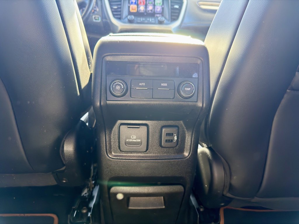 Used 2019 GMC Acadia SLT image 29
