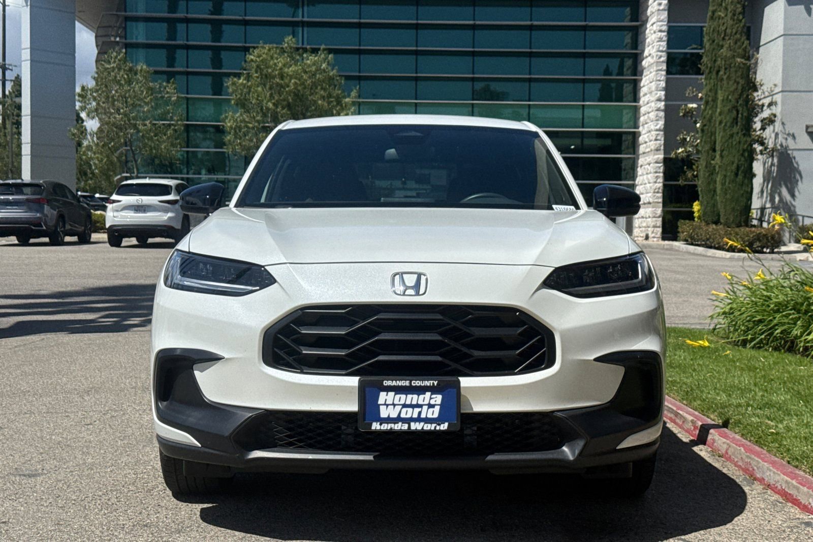 Used 2024 Honda HR-V Sport image 3