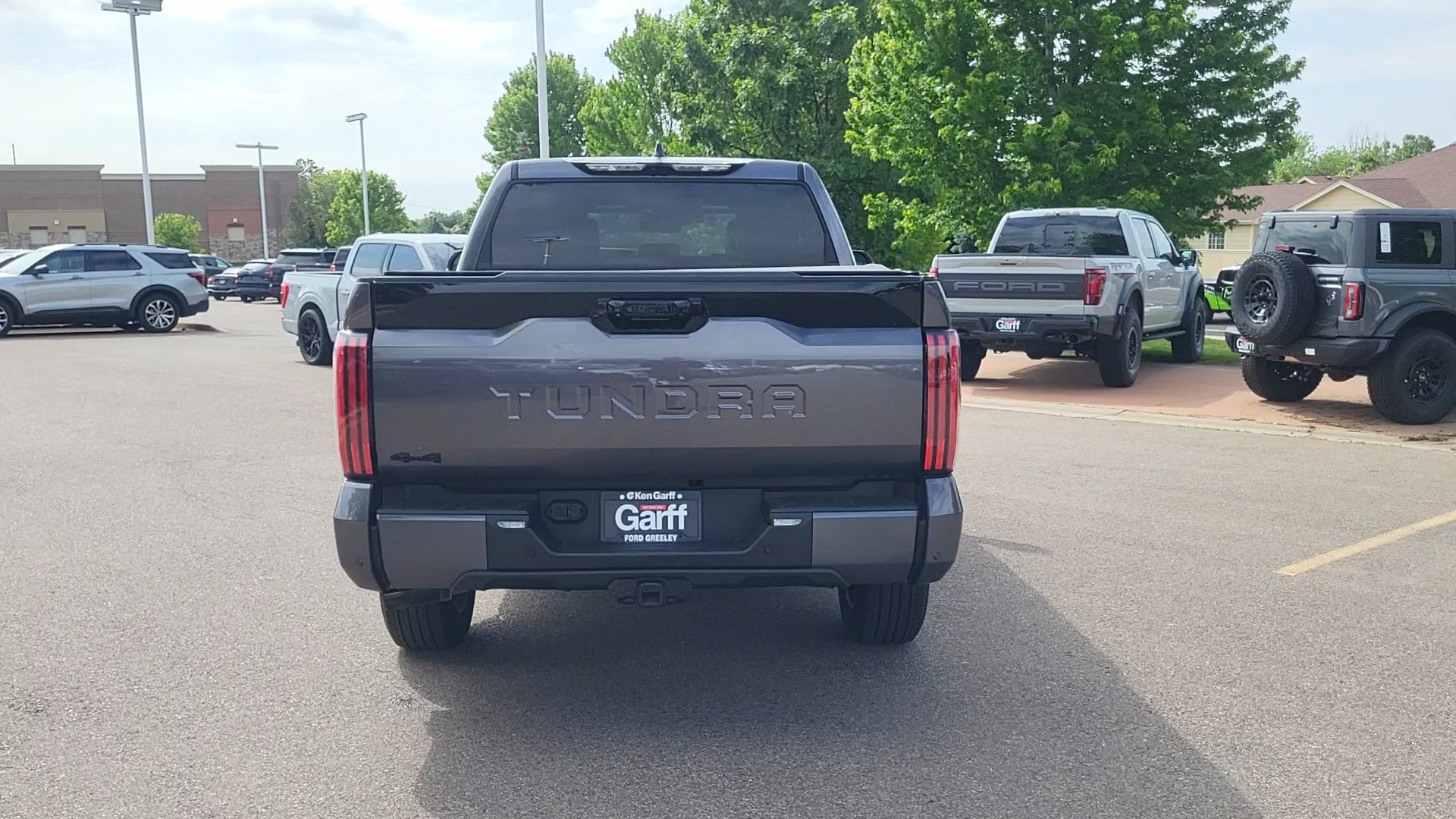 Used 2025 Toyota Tundra Platinum AWD/4WD image 25