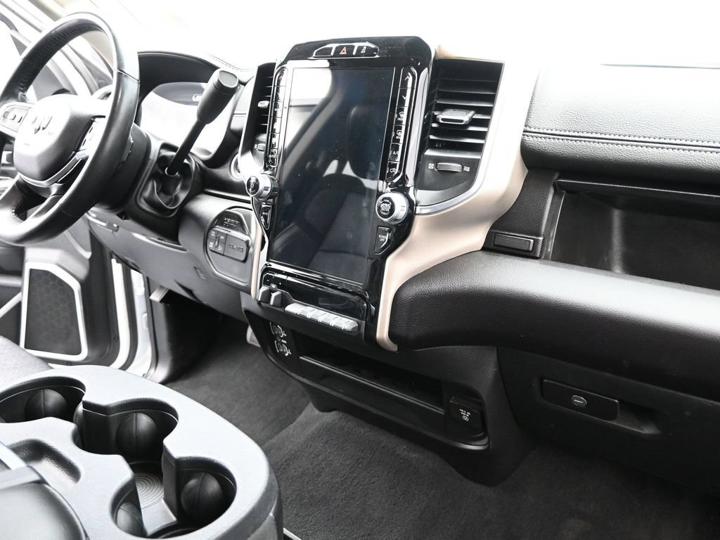 Used 2023 RAM 2500 Laramie AWD/4WD image 19