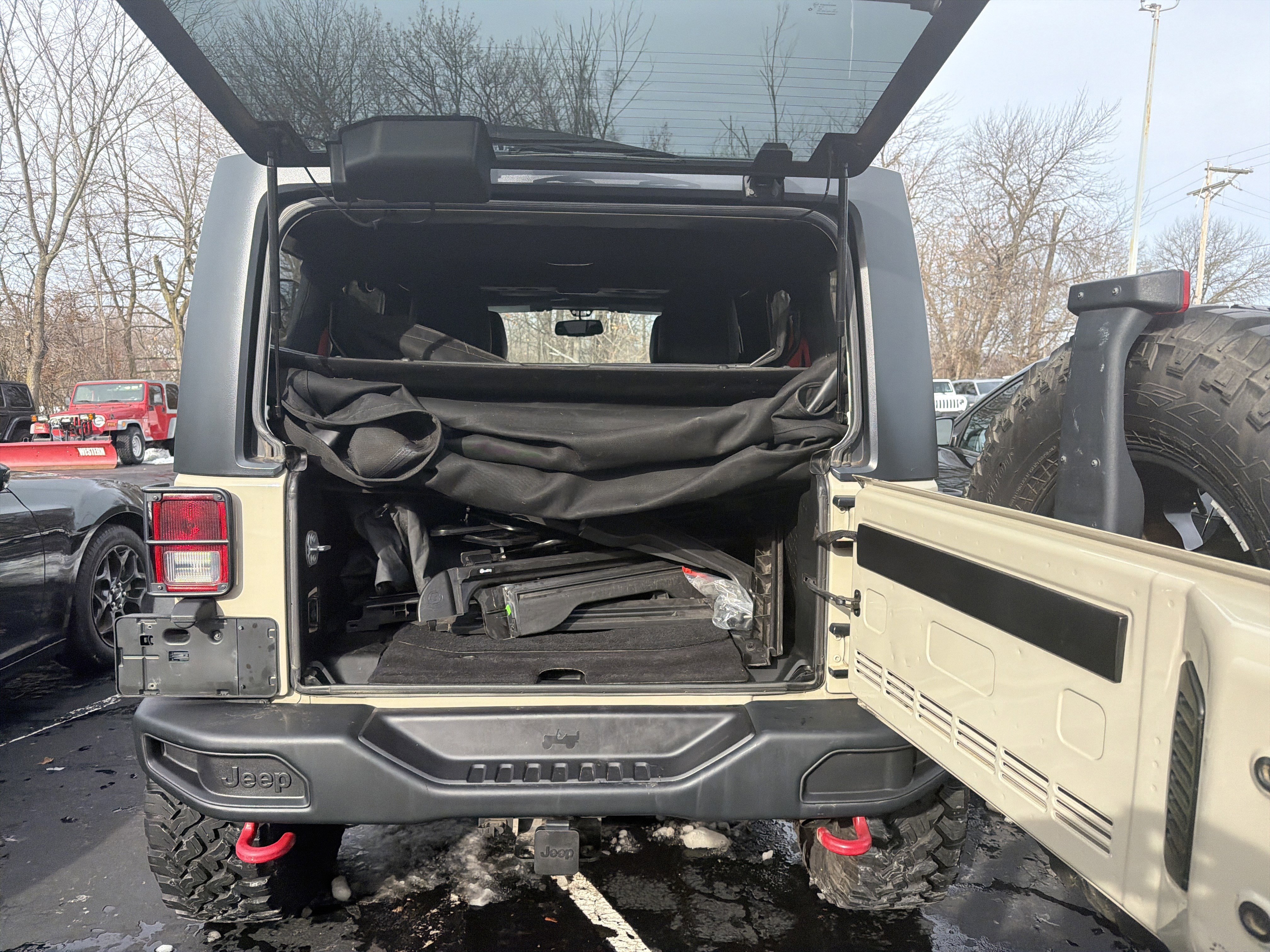 Certified 2017 Jeep Wrangler Unlimited Rubicon image 8