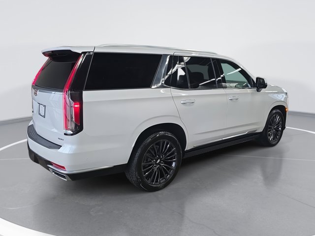 Used 2023 Cadillac Escalade Premium Luxury w/ Performance Package image 3