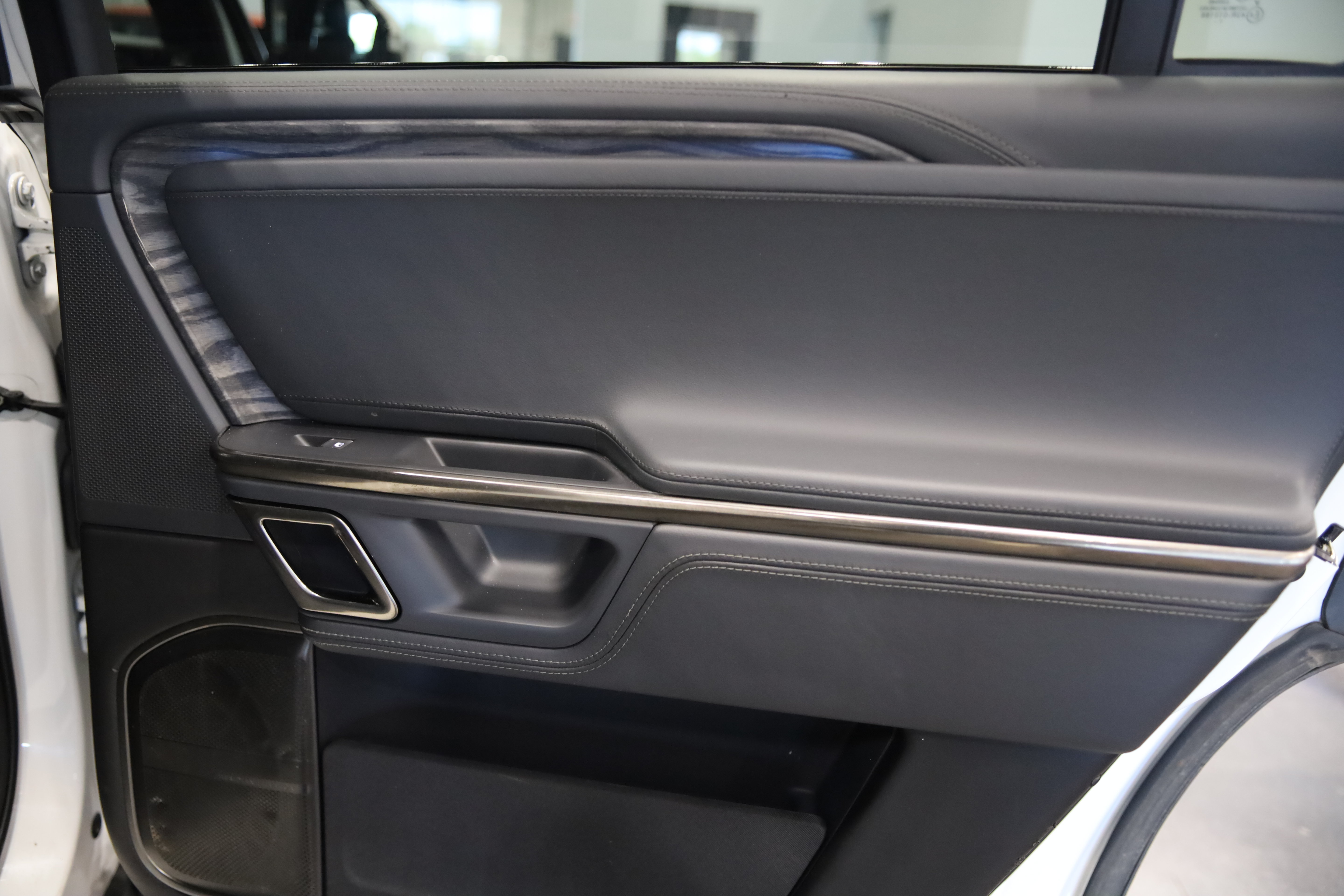 Used 2022 Rivian R1S Launch Edition Quad AWD/4WD image 34
