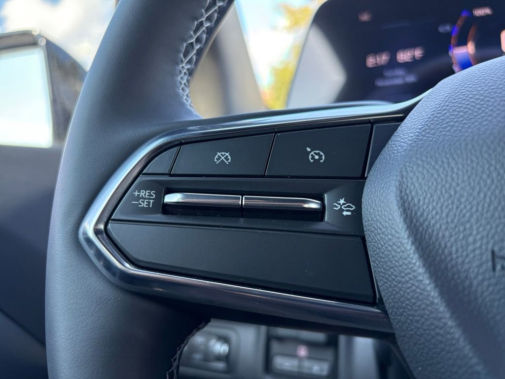 New 2025 Chevrolet Silverado EV LT image 18