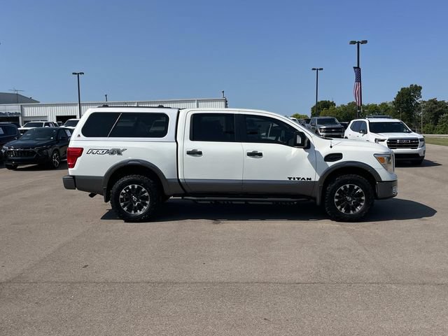Used 2017 Nissan Titan PRO-4X AWD/4WD image 3