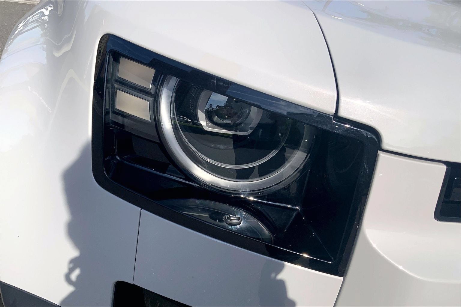 Certified 2026 Land Rover Defender 110 S AWD/4WD image 27