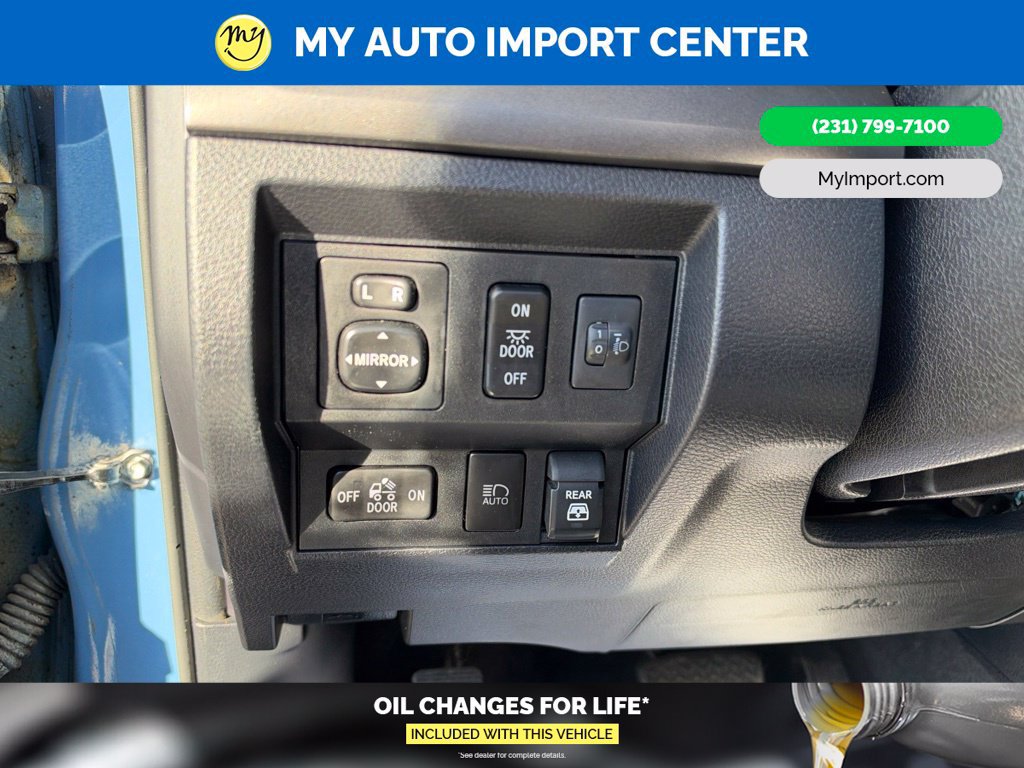 Used 2020 Toyota Tundra SR5 AWD/4WD image 14