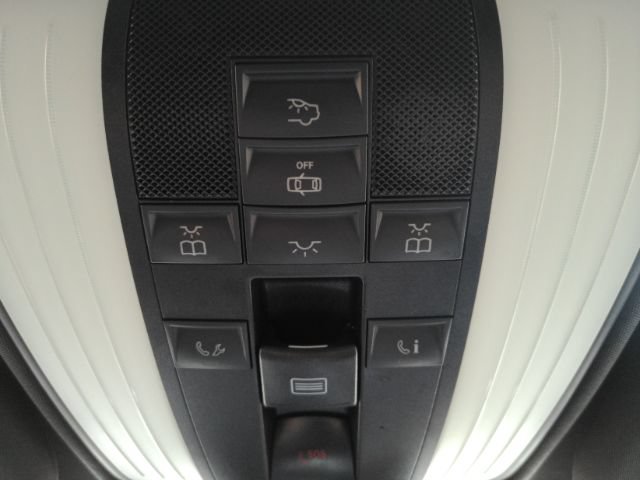 Used 2014 Mercedes-Benz E 250 BlueTEC Sedan image 49