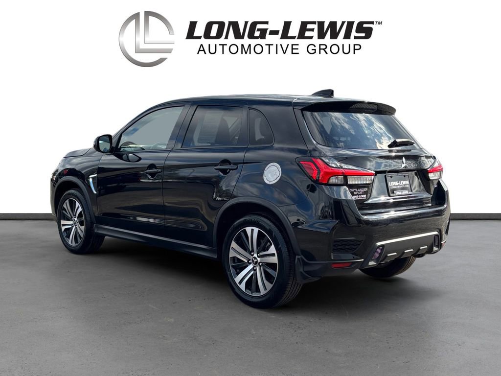 Used 2021 Mitsubishi Outlander Sport SE image 4