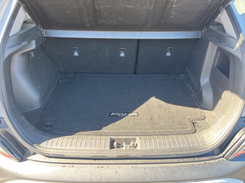 Used 2022 Hyundai Kona SEL w/ Cargo Package AWD/4WD image 10