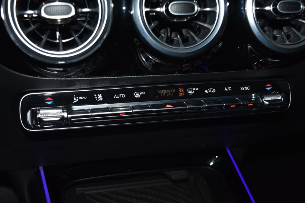 Certified 2025 Mercedes-Benz GLA 250 4MATIC image 13