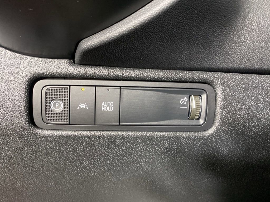 Used 2026 Chevrolet Equinox EV LT image 21