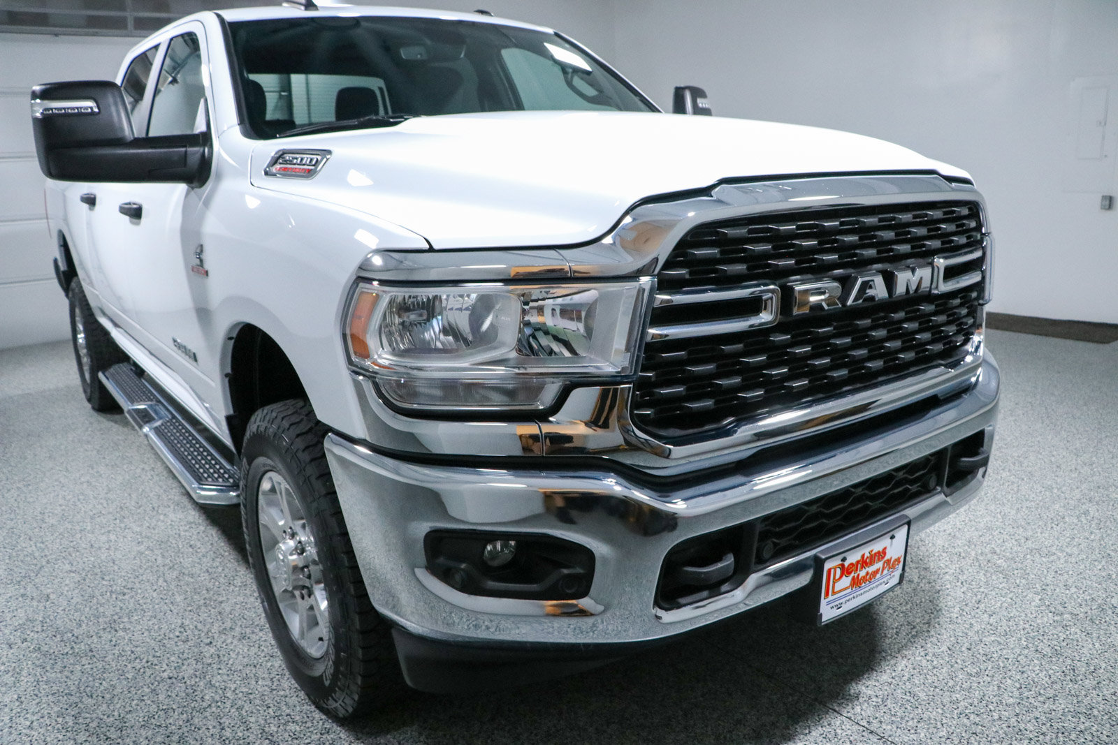Used 2024 RAM 2500 Big Horn w/ Off Road Package AWD/4WD image 5