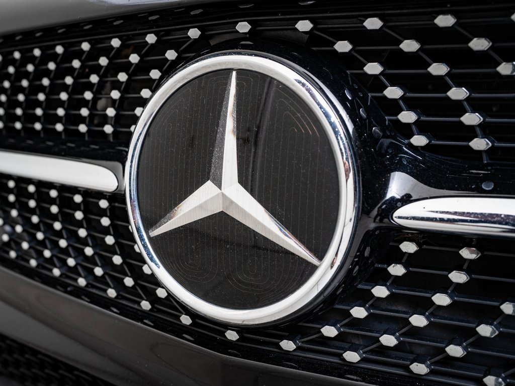 Used 2022 Mercedes-Benz A 220 image 3