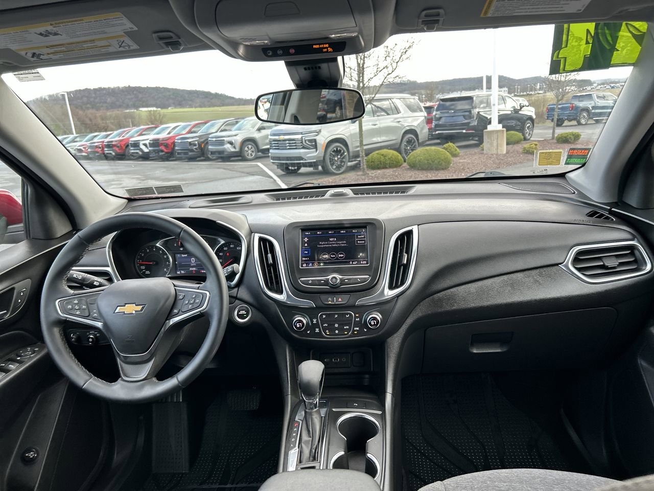 Used 2024 Chevrolet Equinox LT image 17
