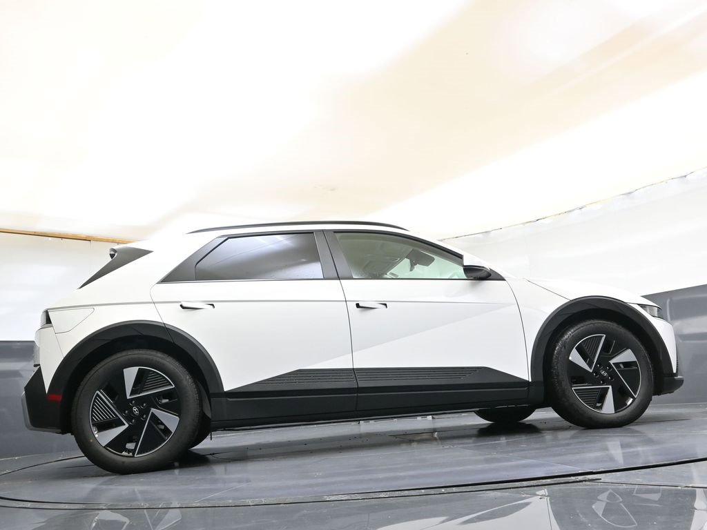 New 2025 Hyundai Ioniq 5 SEL image 41