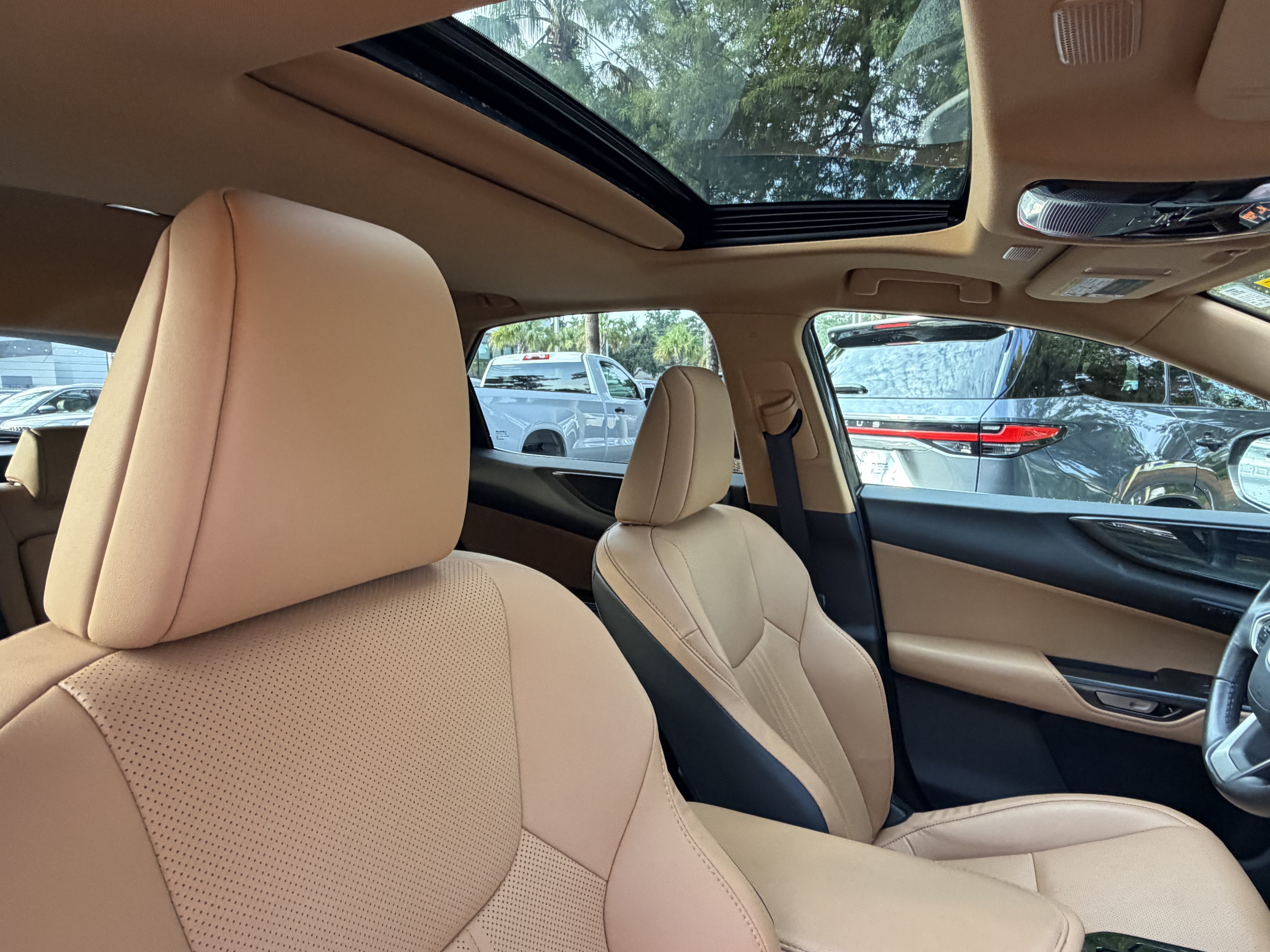 Certified 2025 Lexus NX 250 FWD w/ Premium Package image 44