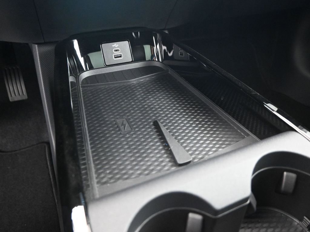 Used 2025 Ford Mustang Mach-E Premium image 16