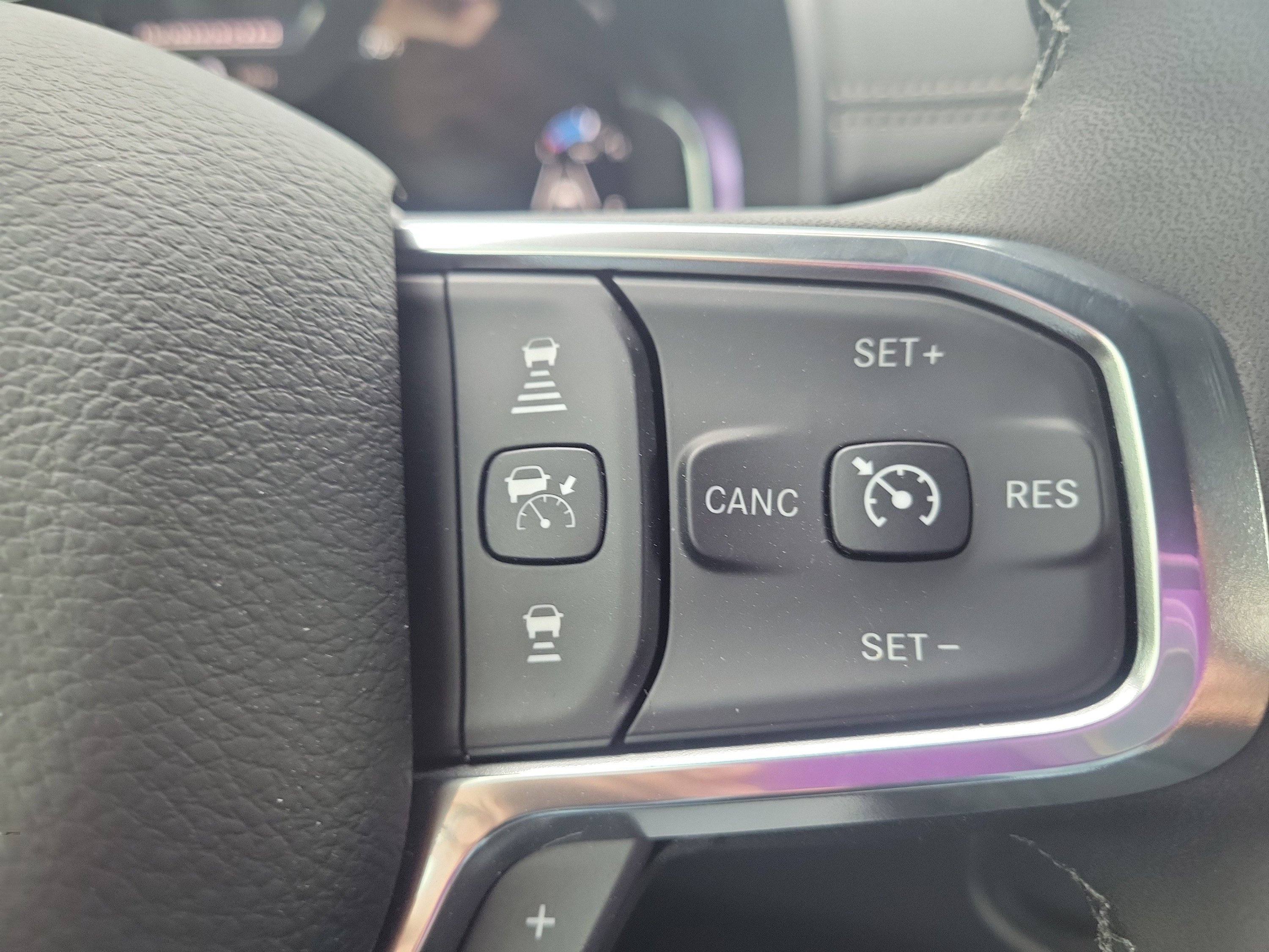 New 2026 RAM 2500 Laramie AWD/4WD image 27