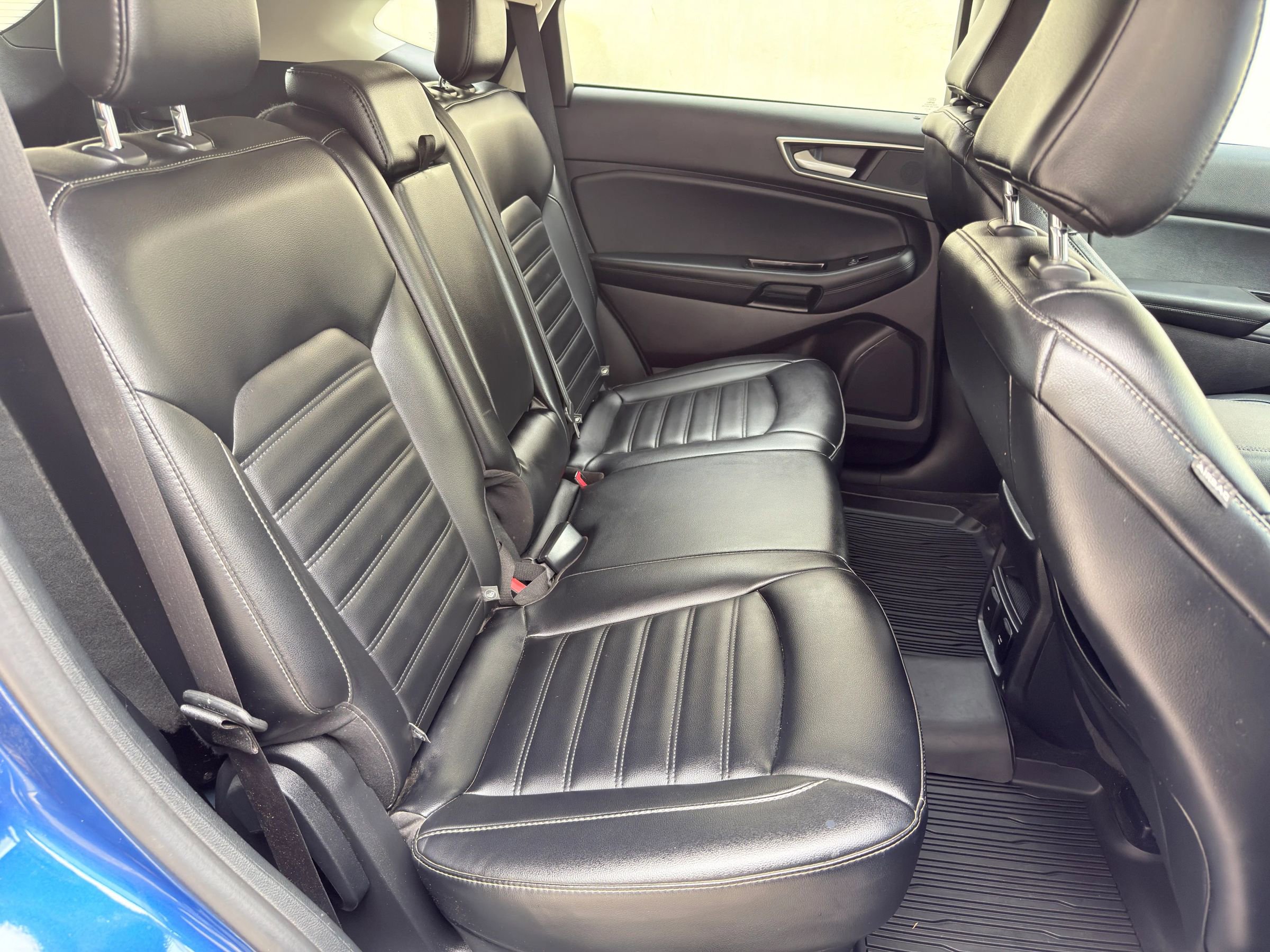 Used 2020 Ford Edge SEL w/ Convenience Package image 18