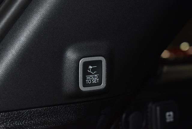 New 2025 Jeep Grand Cherokee Altitude image 33